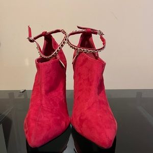 classy  red with gold chain ankle strap size 11